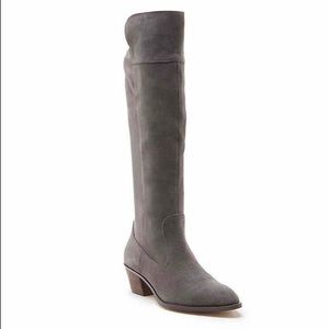 New Sole Society Noamie gray suede boots